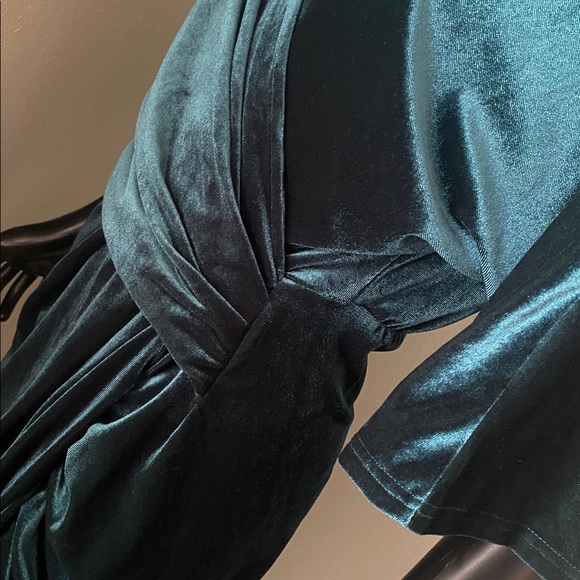 Baltic Born Deep Rich & Bold Emerald Dress - Picture 5 of 9